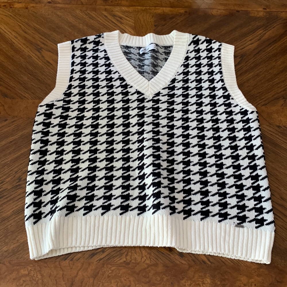 Hollister oversized sweater vest